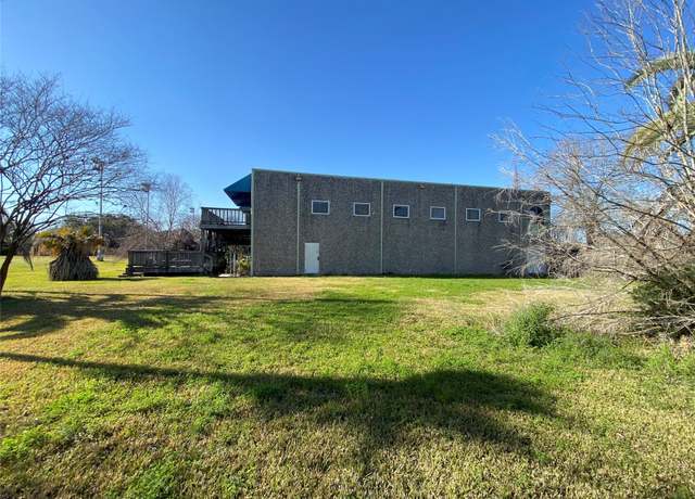 Property at 120 Silverbell Cir, Lake Jackson, TX 77566