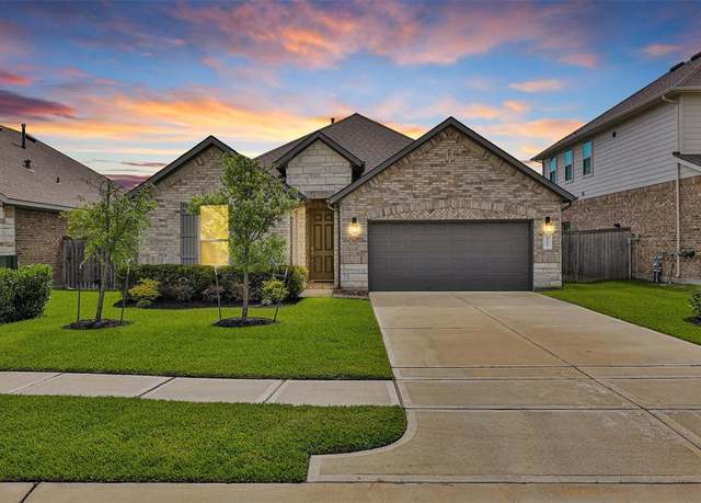 Property at 1217 Antelope Passing Dr, Montgomery, TX 77316, 4 beds, 2.5 baths