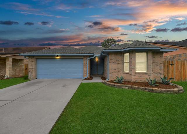 Property at 2026 Hickory Glen Dr, Missouri City, TX 77489, 3 beds, 2 baths