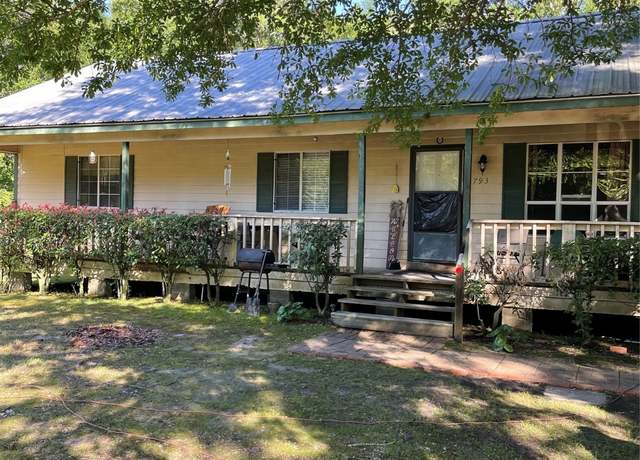 Property at 793 Fm 2781, Kennard, TX 75847, 3 beds, 2 baths