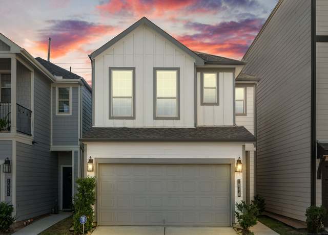 Property at 10318 Marston Vineyard Dr, Houston, TX 77025, 3 beds, 2.5 baths