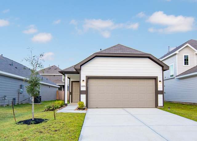 Property at 13225 Musky Dr, Conroe, TX 77384, 3 beds, 2 baths