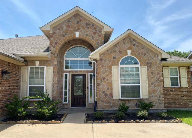 Property at 9535 Empress Crossing Dr, Spring, TX 77379, 4 beds, 3 baths