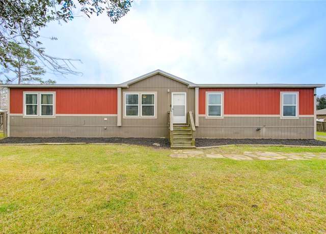 Property at 2923 County Road 292, Alvin, TX 77511, 5 beds, 3 baths