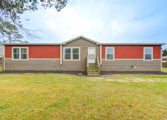 Property at 2923 County Road 292, Alvin, TX 77511, 5 beds, 3 baths