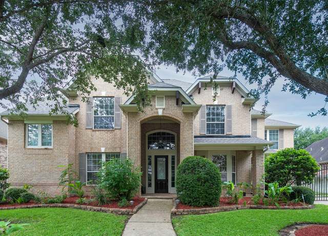 Property at 1715 Talcott Ln, Sugar Land, TX 77479, 4 beds, 3.5 baths