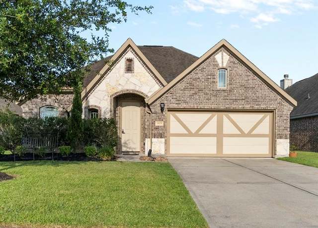 Property at 1421 Nacogdoches Valley Dr, League City, TX 77573, 3 beds, 2.5 baths