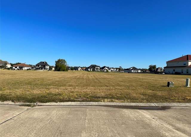 Property at 11670 Renaissance Dr, Montgomery, TX 77356