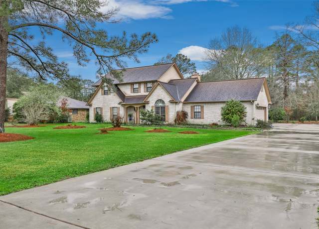 Property at 19 Skylark St, Dayton, TX 77535, 3 beds, 3 baths