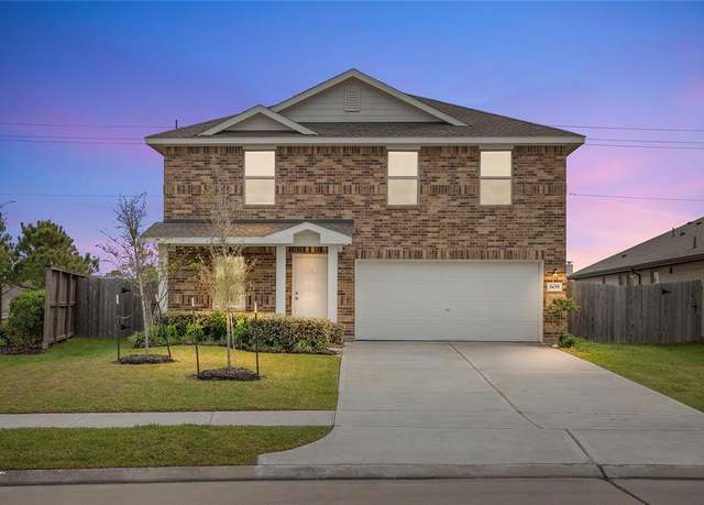 Property at 609 Forest Bend Ln, La Marque, TX 77568, 4 beds, 2.5 baths