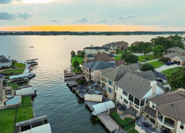 Property at 12336 Pebble View Dr, Conroe, TX 77304, 4 beds, 3 baths