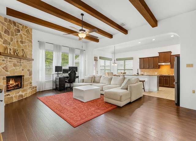 Property at 321 Westwood Dr, League City, TX 77573, 4 beds, 2 baths