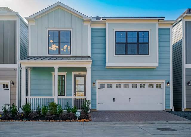 Property at 1107 Western Edge Dr, Houston, TX 77008, 3 beds, 2.5 baths