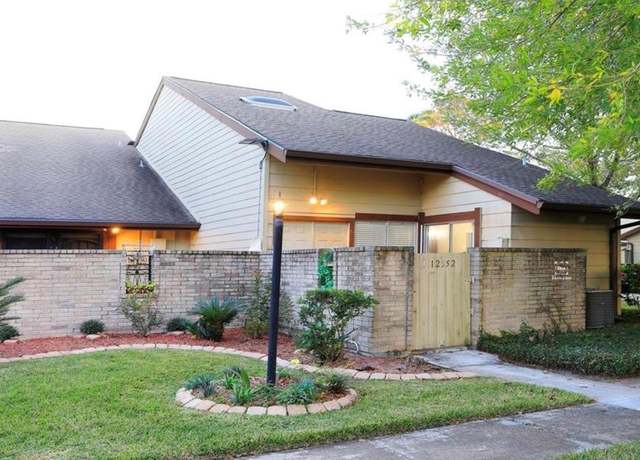 Property at 12552 Newbrook Dr, Houston, TX 77072, 3 beds, 2 baths