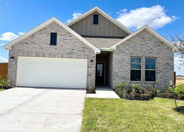 Property at 718 Blue Stone Dr, Beasley, TX 77417, 3 beds, 2 baths