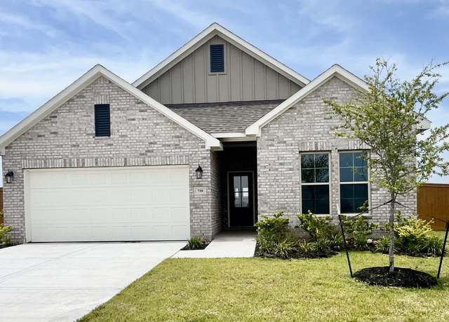 Property at 718 Blue Stone Dr, Beasley, TX 77417, 3 beds, 2 baths
