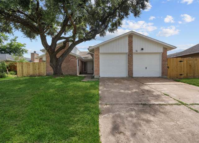 Property at 7214 Westbranch Dr, Houston, TX 77072, 3 beds, 2 baths