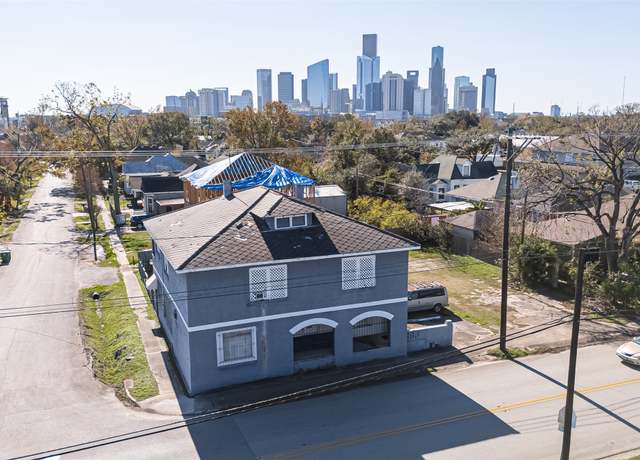 Property at 1310 Lorraine St, Houston, TX 77009, 5 beds, 1 bath