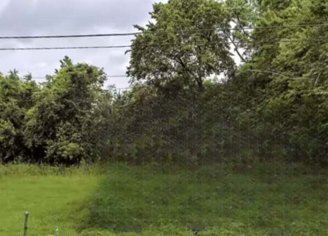 Property at 8135 Saint Louis St, Houston, TX 77028