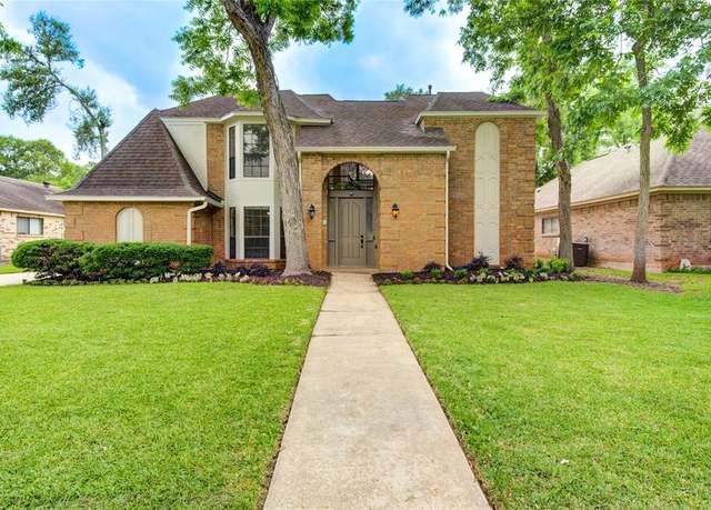 Property at 1715 Cobblestone Ct, Richmond, TX 77406, 4 beds, 3.5 baths