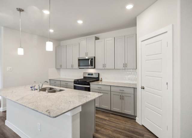 Property at 18640 Presswood Way Dr, New Caney, TX 77357, 4 beds, 2.5 baths