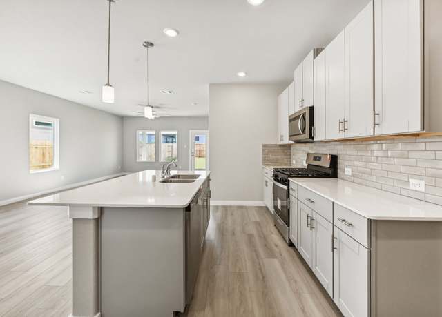 Property at 18668 Presswood Way Dr, New Caney, TX 77357, 4 beds, 2.5 baths