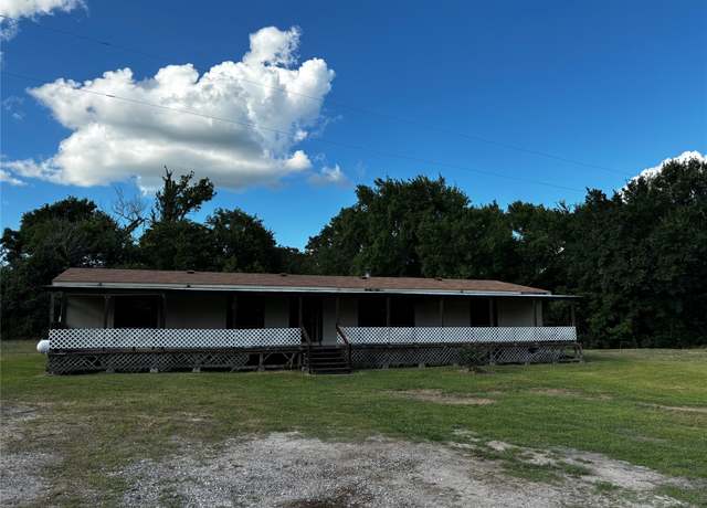 Property at 324 Fm 980 Rd, Huntsville, TX 77320, 3 beds, 2 baths