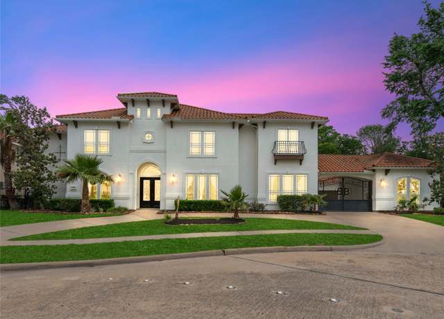 Property at 18 Commanders Pt, Missouri City, TX 77459, 7 beds, 7 baths