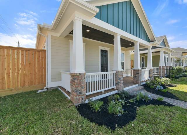 Property at 2503 S Houston Ave, Pearland, TX 77581, 3 beds, 2 baths