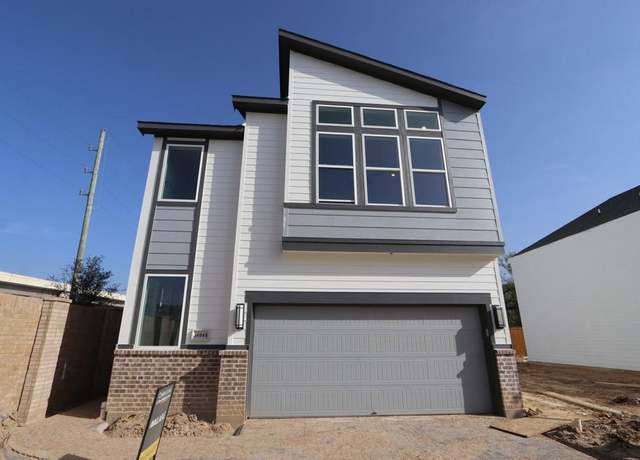 Property at 16048 Mason Run Dr, Houston, TX 77079, 3 beds, 2.5 baths