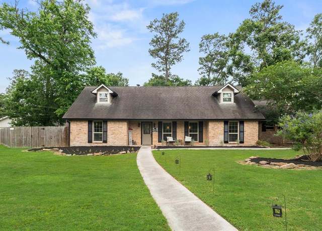 Property at 107 Royal Ct, Friendswood, TX 77546, 4 beds, 2.5 baths