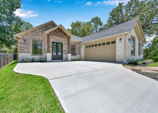 Property at 154 Wyndemere, Montgomery, TX 77356, 4 beds, 3 baths