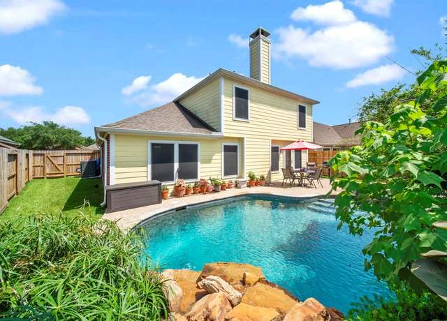 Property at 2223 Caroline Park Ln, Spring, TX 77386, 4 beds, 2.5 baths