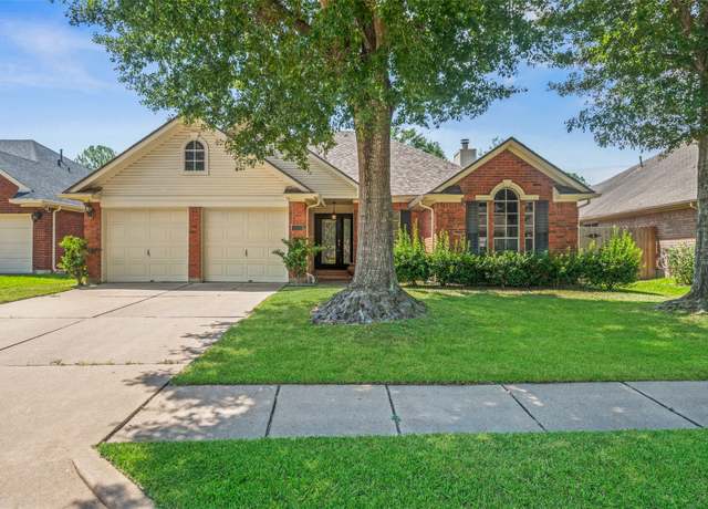 Property at 7411 Marble Glen Ln, Houston, TX 77095, 4 beds, 2 baths