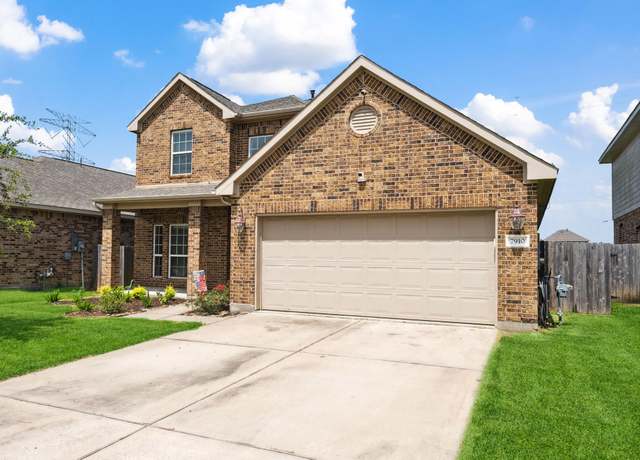 Property at 7910 Brooks Crossing Dr, Baytown, TX 77521, 4 beds, 2.5 baths