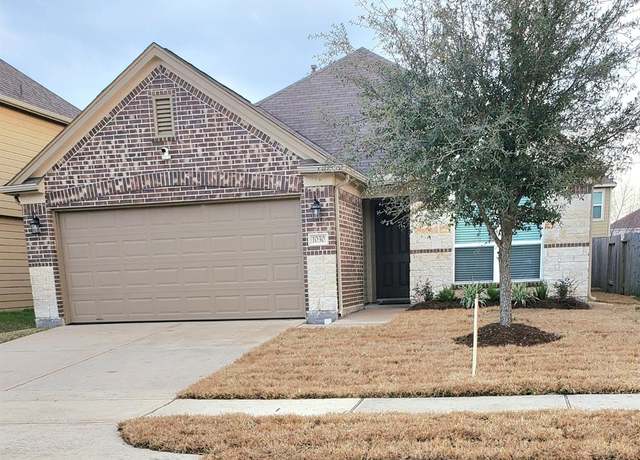 Property at 1030 Carolina Wren Cir, Houston, TX 77073, 3 beds, 2 baths