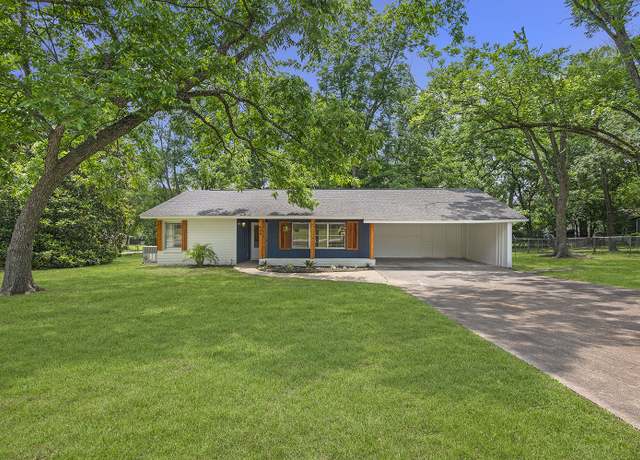 Property at 600 Carrol Ave, Lufkin, TX 75904, 3 beds, 2 baths