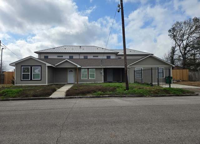 Property at 4718 Teton St, Houston, TX 77033, 4 beds, 2 baths