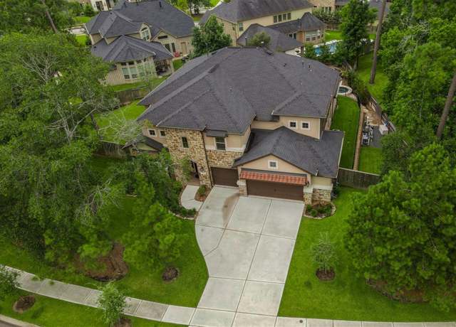 Property at 34119 Mill Creek Way, Pinehurst, TX 77362, 5 beds, 4.5 baths