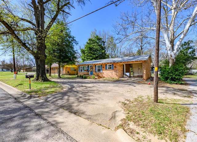 Property at 506 N Main St, Lindale, TX 75771, 2 beds, 1 bath