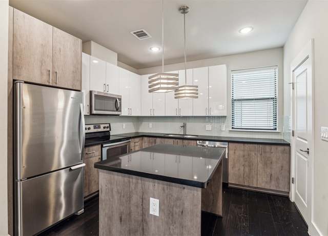 Property at 2401 Crawford St Unit A209, Houston, TX 77004, 2 beds, 2.5 baths