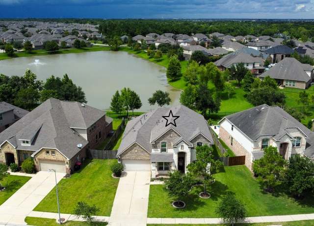 Property at 5317 Savannah Bend Dr, Rosharon, TX 77583, 5 beds, 4 baths