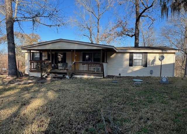 Property at 641 Mary Dr, Huntsville, TX 77320, 3 beds, 2 baths