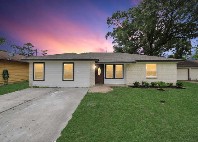 Property at 11418 Ribstone Dr, Houston, TX 77016, 4 beds, 2.5 baths