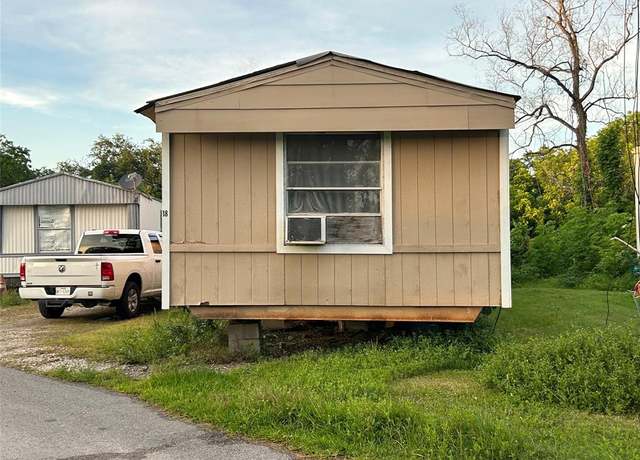 Property at 15603 N Brentwood St, Channelview, TX 77530, 43 beds, 2 baths