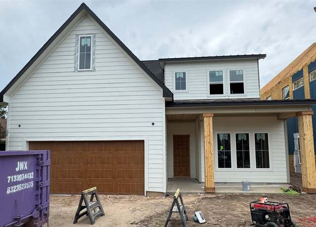 Property at 206 Milwaukee St, Houston, TX 77009, 4 beds, 2.5 baths