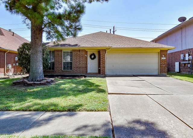Property at 14915 Willow Hearth Dr, Houston, TX 77084, 3 beds, 2 baths