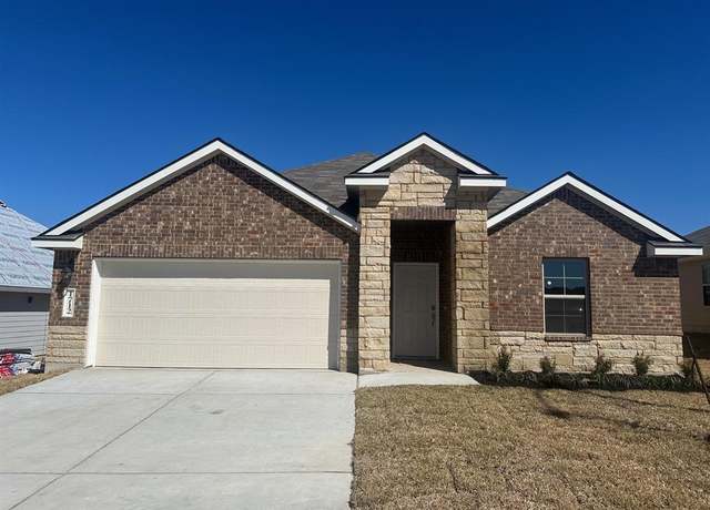 Property at 1712 Robinson Dr, Brenham, TX 77833, 3 beds, 2 baths
