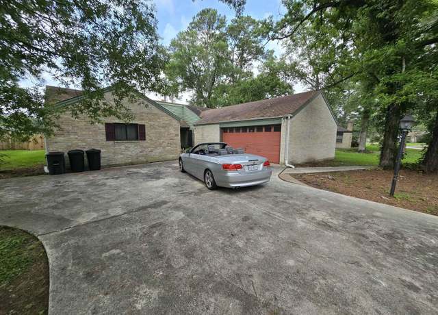 Property at 711 N Hyannis Port St, Crosby, TX 77532, 3 beds, 2 baths