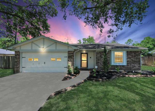 Property at 9915 Forest Hollow Dr, Baytown, TX 77521, 3 beds, 2 baths